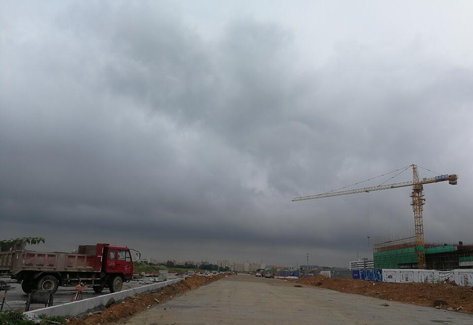 （2018）长安镇海堤路道路工程--一期